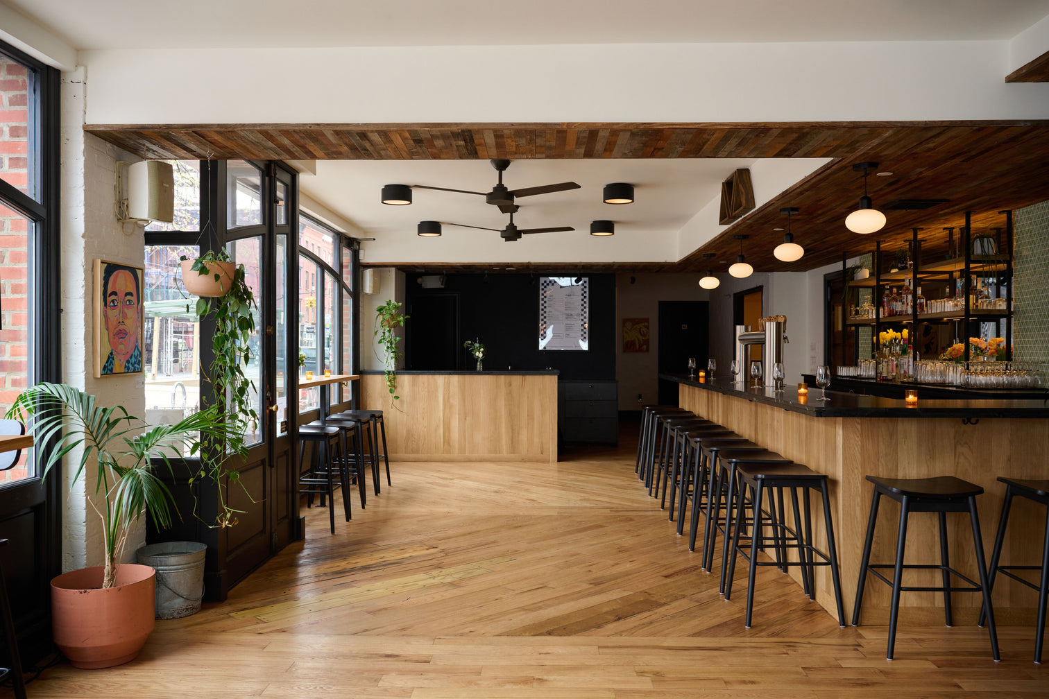 Bar photo 1